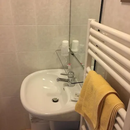 Erika Hotel *